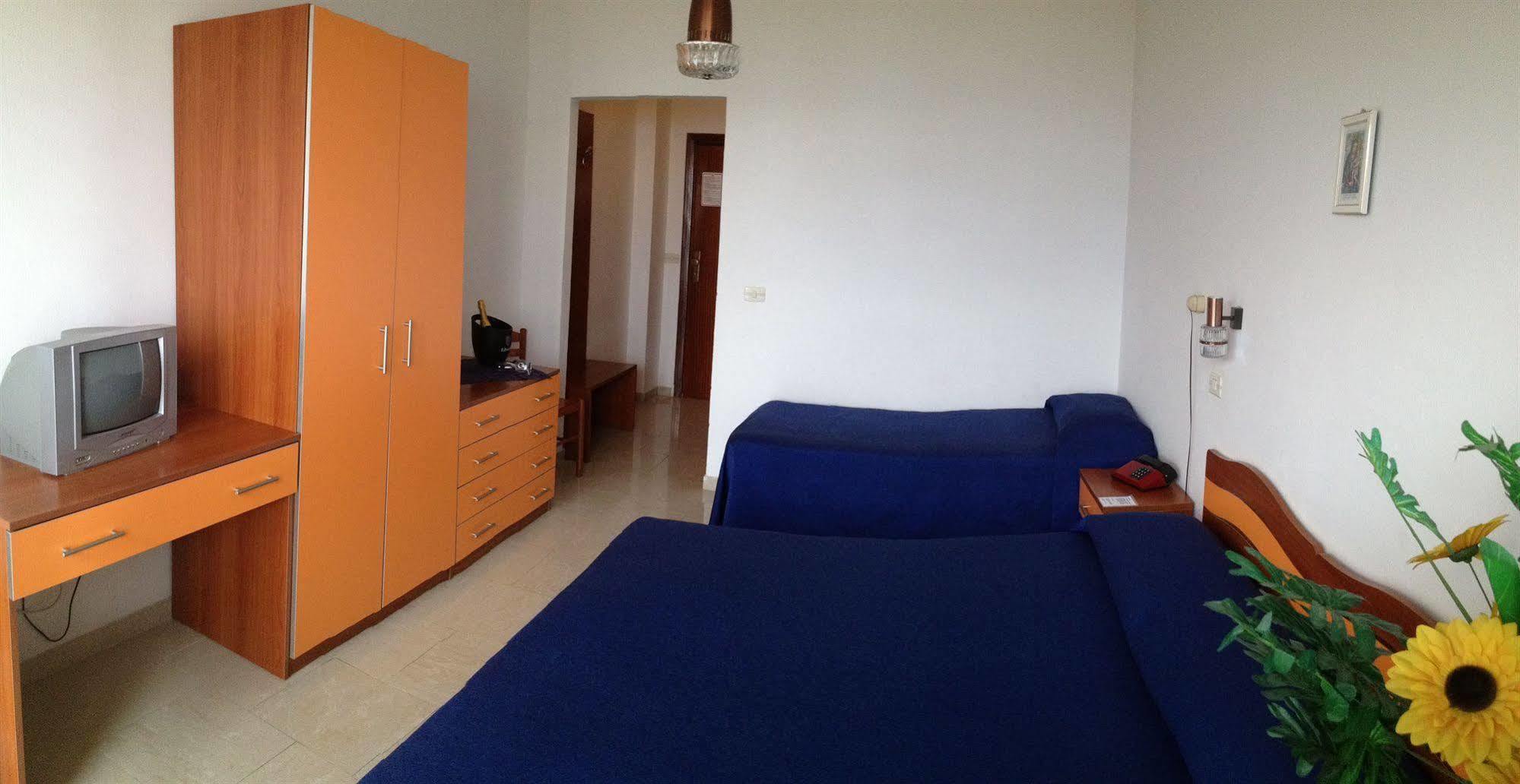 Hotel Germania Praia a Mare Εξωτερικό φωτογραφία
